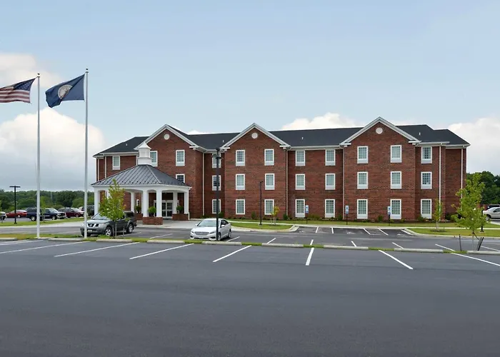 Appomattox Inn And Suites